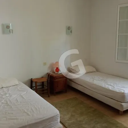 Holiday home Maison Familiale 4/5 Pers, 300m Plage, 650m Commerces, - Fr-1-357-329